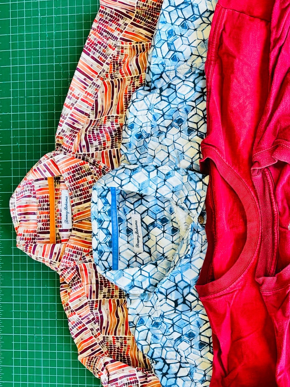 Lot 2 Tommy Bahamas Button ups XXXL